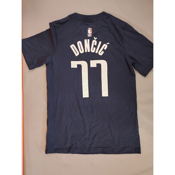 Youth Nike Dallas Mavericks Doncic Short Sleeve Crewneck Shirt Navy Medium 10/12 - Picture 2 of 6